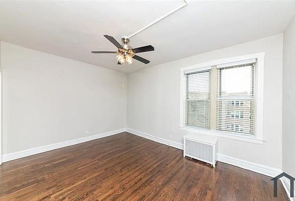 5th image of 1336 E Hyde Park Blvd #3