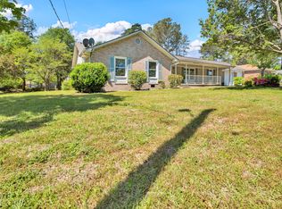 901 Ruton Ct, Fayetteville, NC 28303