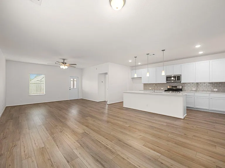 30419 Crystal Stream Ln — Photo 6