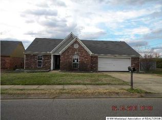 10520 Oak Run Dr N, Olive Branch, MS 38654