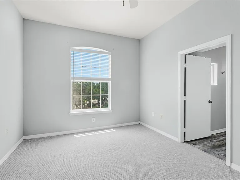 5122 Northridge Rd #307 — Photo 17