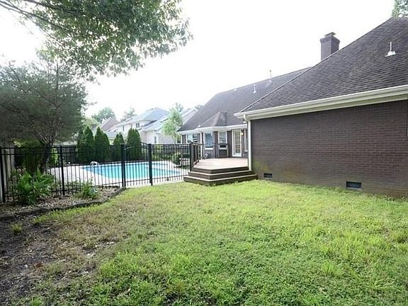 4th image of 4825 Berrywood Rd