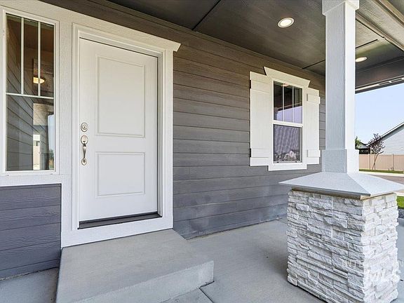 3rd image of 19375 Snowyside Way