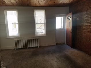 638 Manton St, Philadelphia, PA 19147