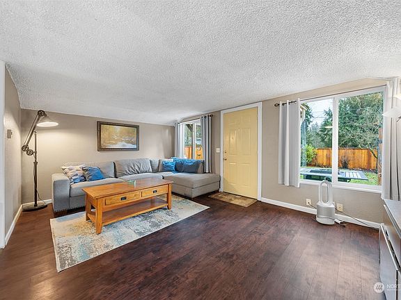 4th image of 18302 74th Street E