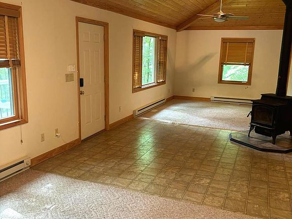 4th image of 251 Riffey Mountain Ln