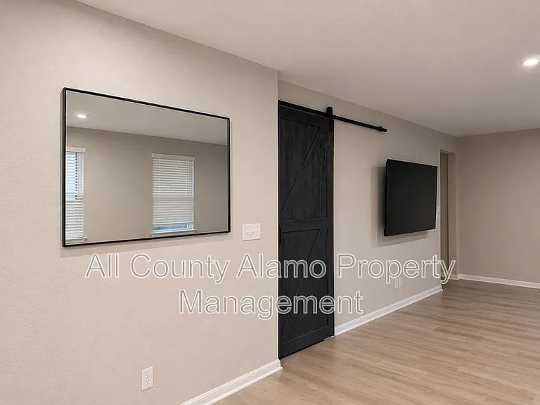 420 Chaste Tree Dr — Photo 4