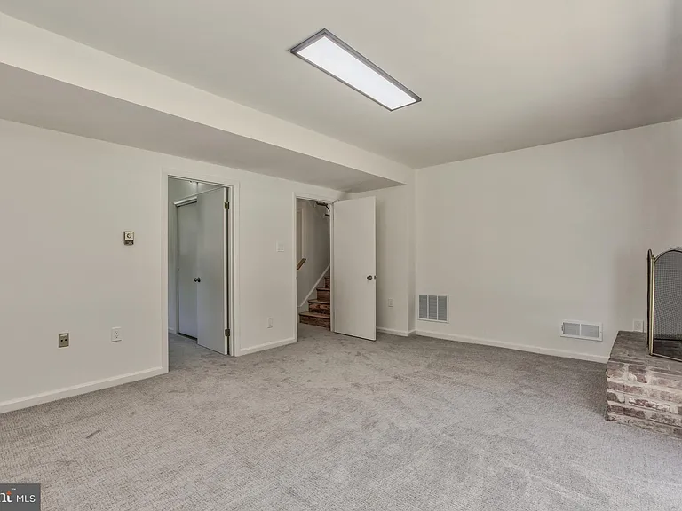 9902 Belhaven Rd — Photo 25