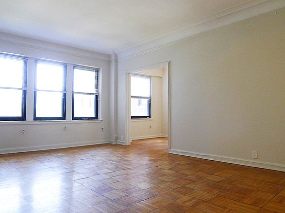 3rd image of 8925 E Jefferson Ave #1-04W