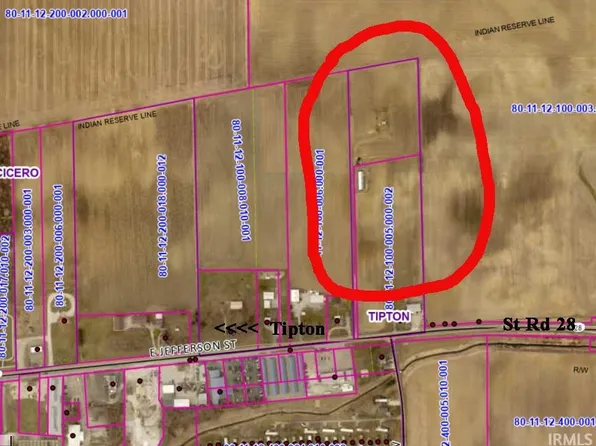 1130 E Jefferson St, Tipton, IN 46072