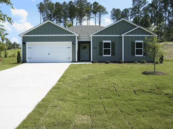 5456 Shady Maple Dr, Bessemer, AL 35022