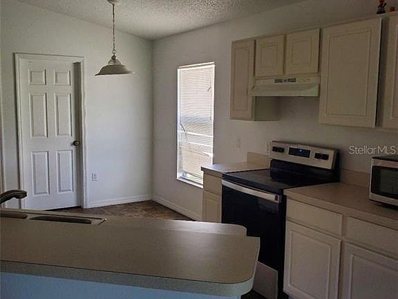 3rd image of 209 Grand Preserve Way