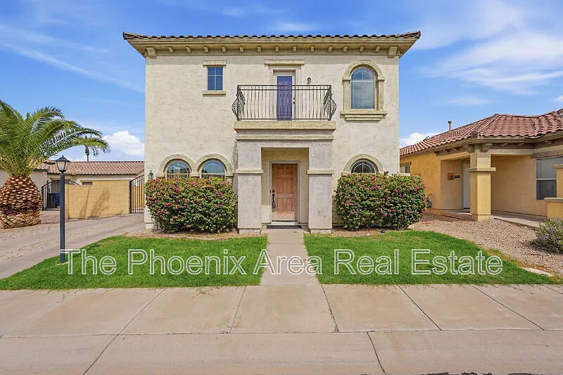 4 bed, 3.5 bath, 2380 sqft, $2,295 — Photo 1