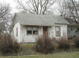121 Randolph St, Waterloo, IA 50701