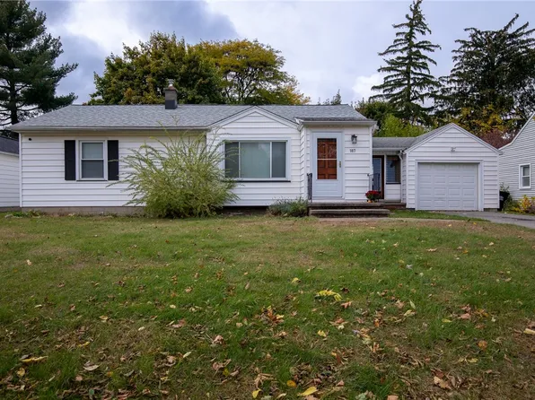 187 Harvest Dr, Rochester, NY 14626