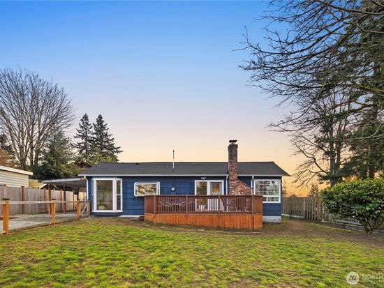 2305 S 240th Street, Des Moines, WA 98198