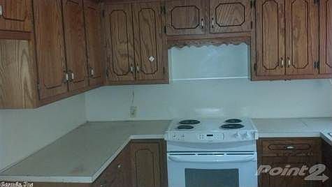 5th image of 1301 Richardson St