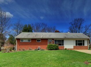 5704 Scoville St, Alexandria, VA 22311