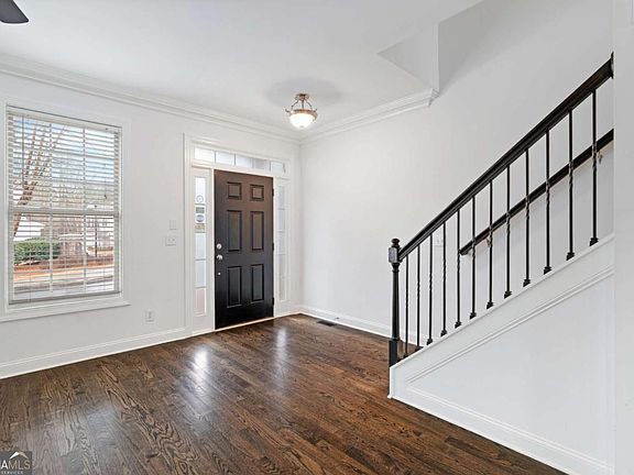 5th image of 7054 Elmwood Ridge Ct
