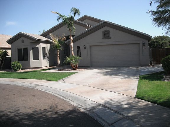 2nd image of 8057 W Clara Ln