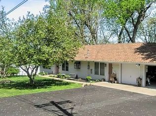 11209 Morrow Dr, Saint Ann, MO 63074