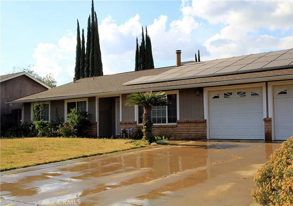 2275 Fay Dr photo 1