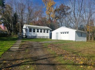 402 Vassar Rd, Poughkeepsie, NY 12603