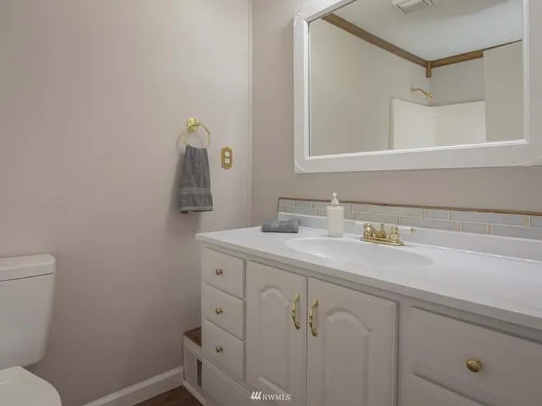 8216 64th Street Ct W — Photo 27
