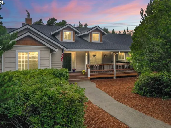 4911 Windjammer Way, Florence, OR 97439