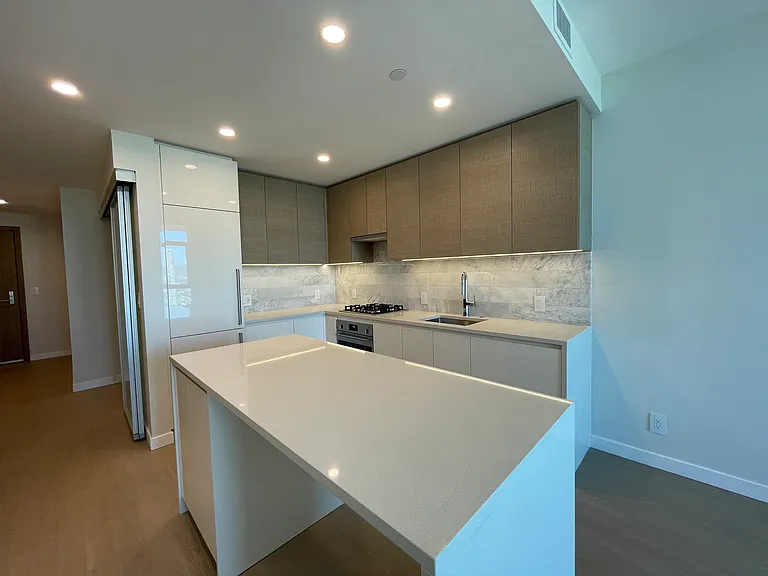 2186 Gilmore Ave N #4603 — Photo 10