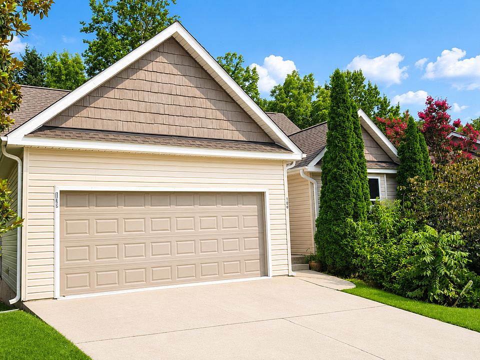1st image of 106 Woodcreek Cir