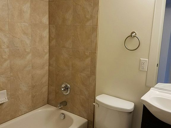 Bathroom2