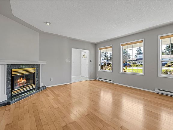 4th image of 625 Forsyth Ave