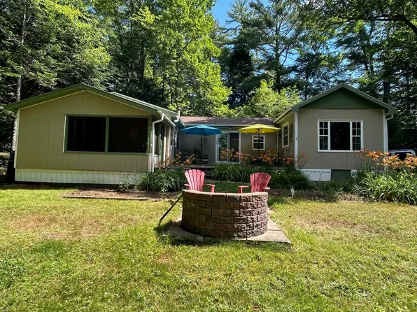 283 Brandy Ln, Lunenburg, NS B0R 1E0