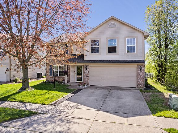 4th image of 827 Treyburn Lakes Way