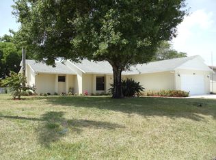 602 NE Helicon Ln, Pt Saint Lucie, FL 34953