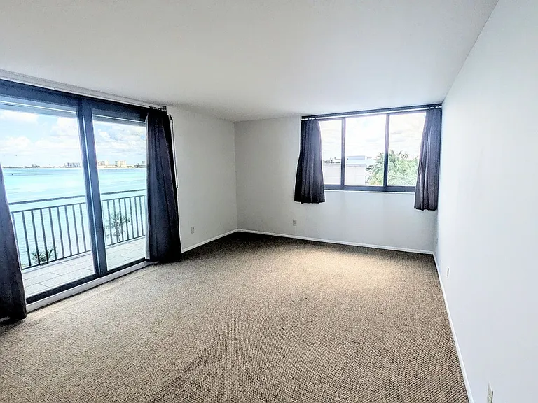 4822 Ocean Blvd #5F — Photo 16