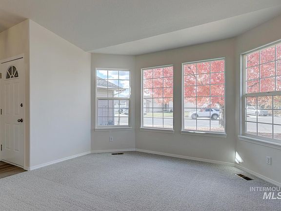 5th image of 4376 S Silverwood Pl