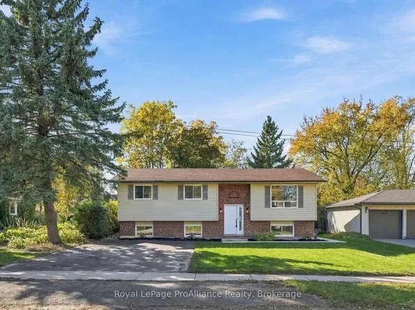 40 Division St N, Brighton, ON K0K 1H0