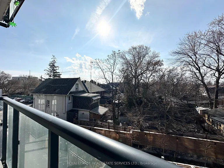 3385 Dundas St W #323 — Photo 10