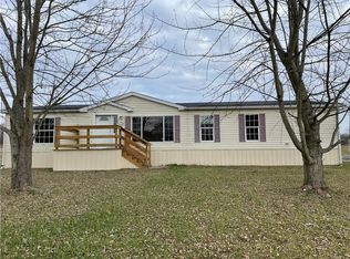 1952 Perry Hwy, Fredonia, PA 16124