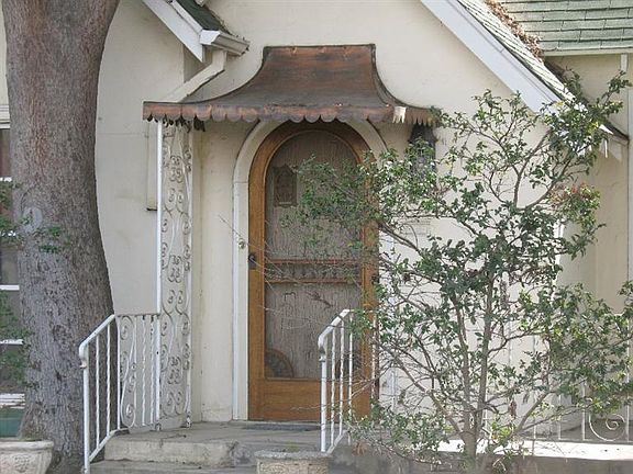 2nd image of 366 E Olive Ave