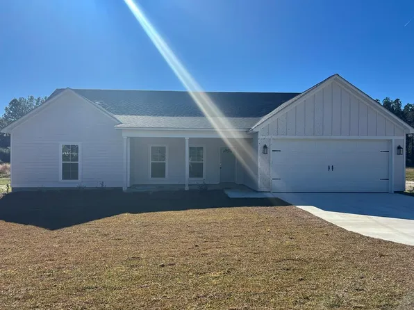 48 Mount Olive Church Rd, Tifton, GA 31794