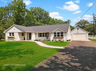 1629 N Summit St, Wheaton, IL 60187