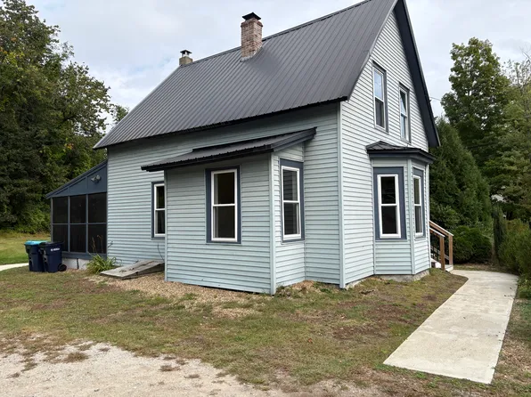 54 Elm St, Concord, NH 03303