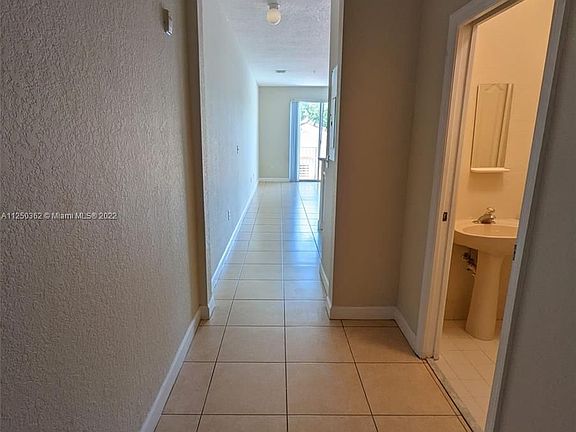 4th image of 17650 NW 73rd Ave #20818