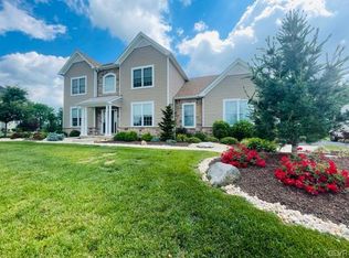 6859 Gwenmawr Rd, Bethlehem, PA 18017