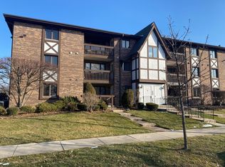 10241 Major Ave APT 104, Oak Lawn, IL