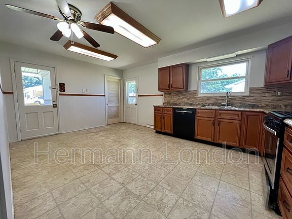 5th image of 4026 Nace Ct