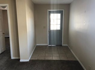 2827 Vine St APT 1, Lincoln, NE 68503